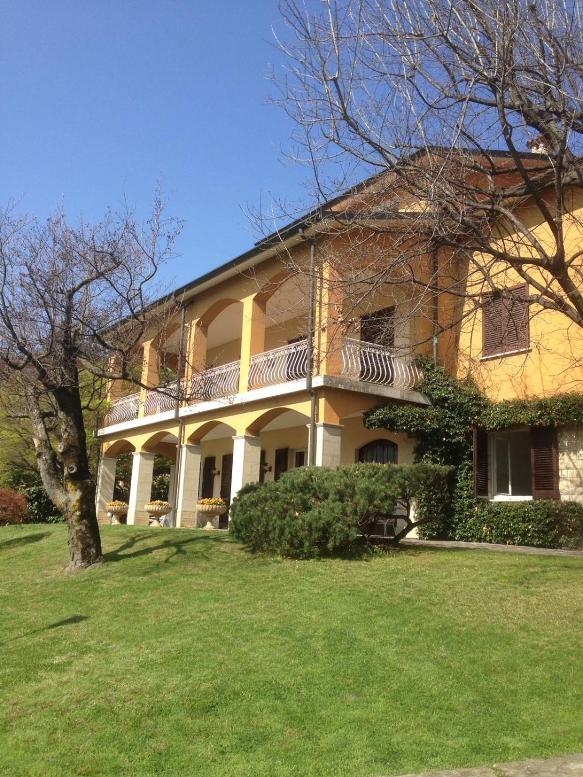 Giuseppe B&B Сарнико Экстерьер фото